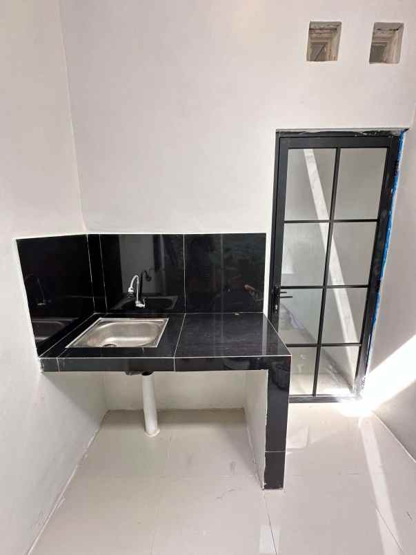 dijual rumah bukit kencana