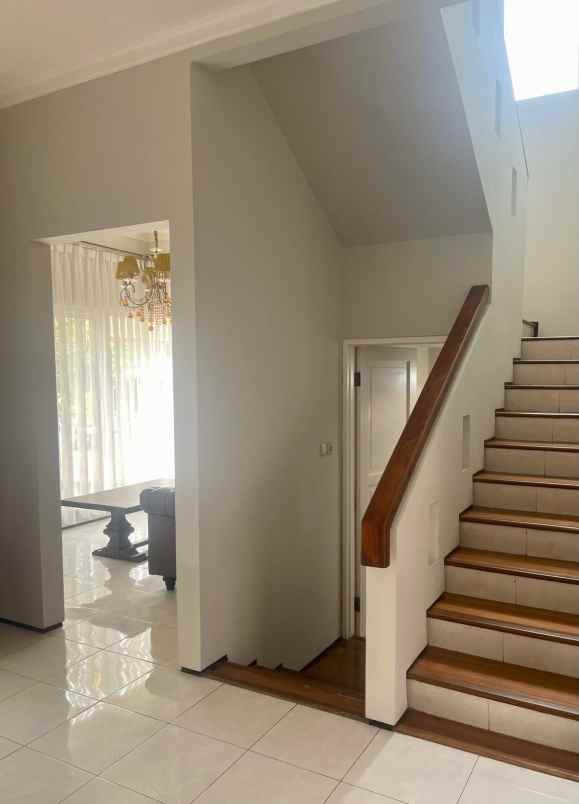 dijual rumah cantik bagus hook di bintaro sektor 9