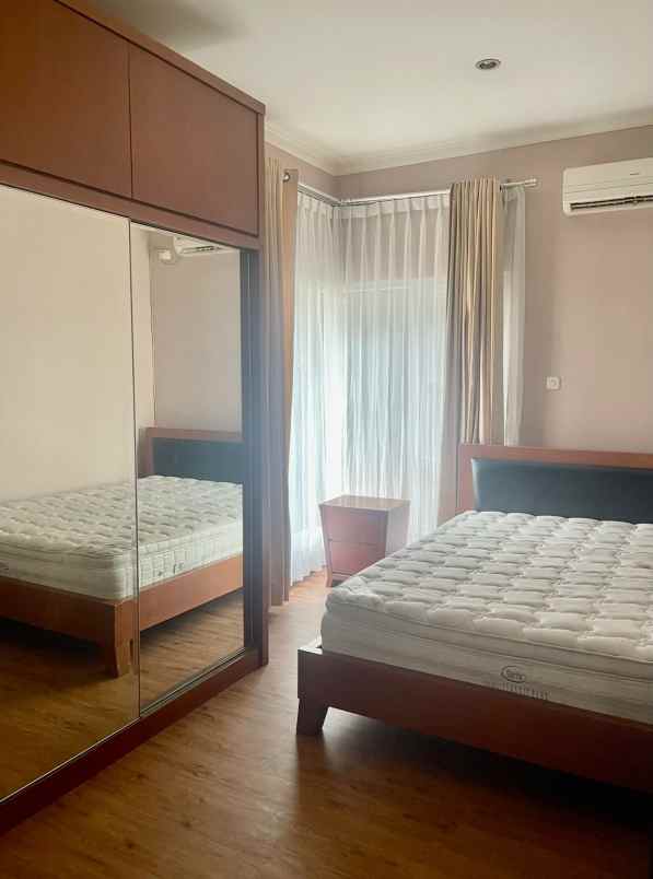 dijual rumah cantik bagus hook di bintaro sektor 9