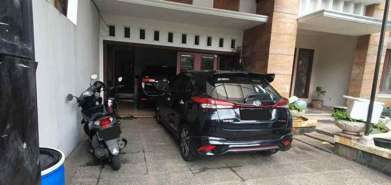 dijual rumah cempaka putih