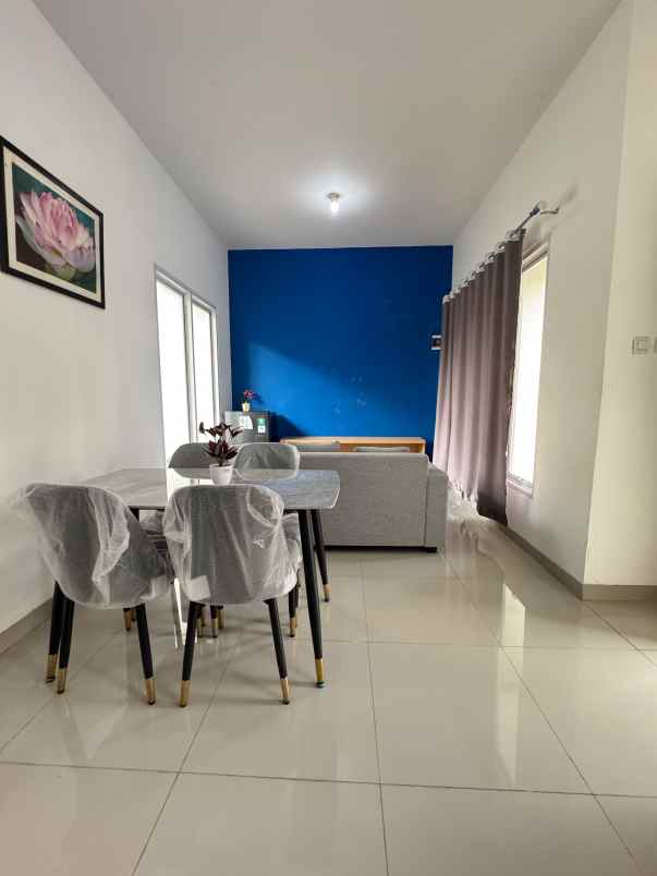 dijual rumah cibinong river view