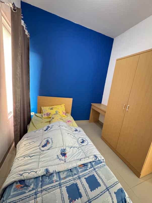 dijual rumah cibinong river view