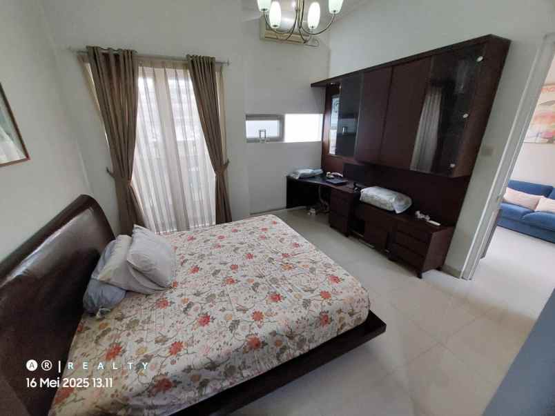 dijual rumah cigadung dago bandung