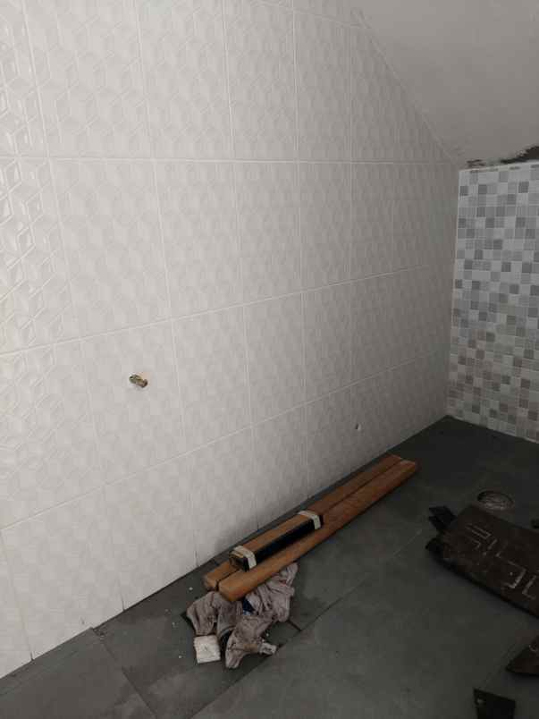 dijual rumah cihanjuang cibaligo