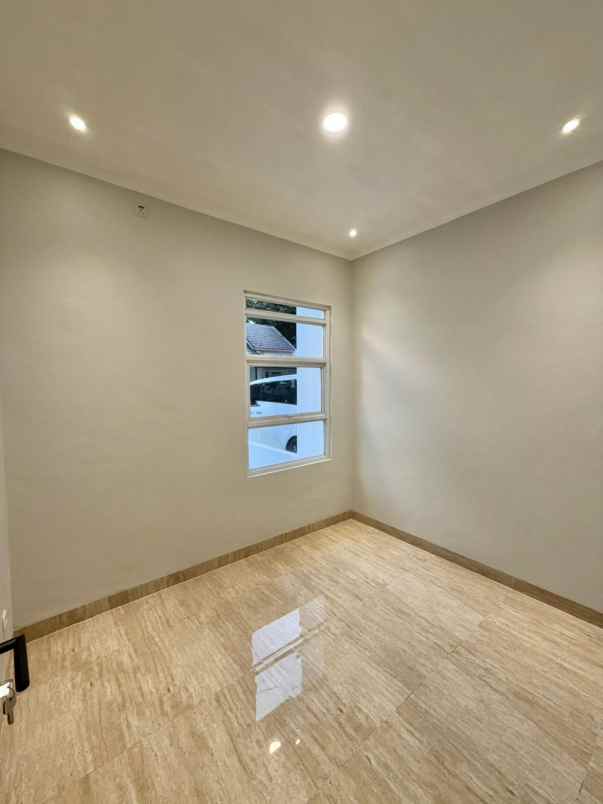 dijual rumah cileungsi