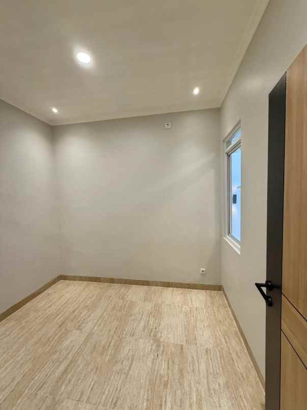 dijual rumah cileungsi