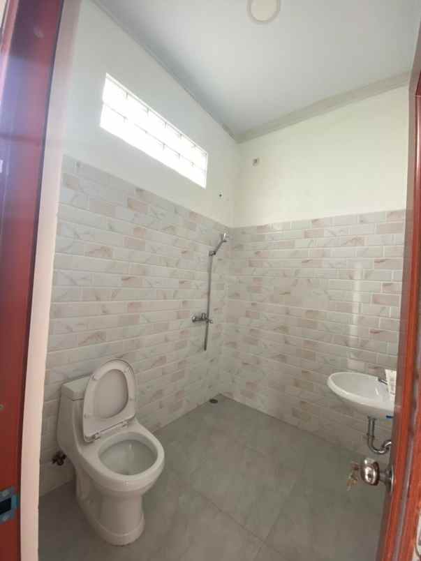 dijual rumah cimpaeun tapos depok