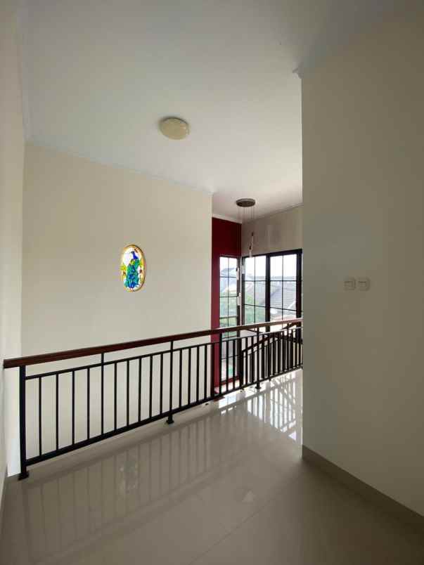 dijual rumah cimpaeun tapos depok