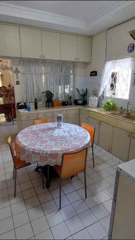 dijual rumah cinere estate blok a