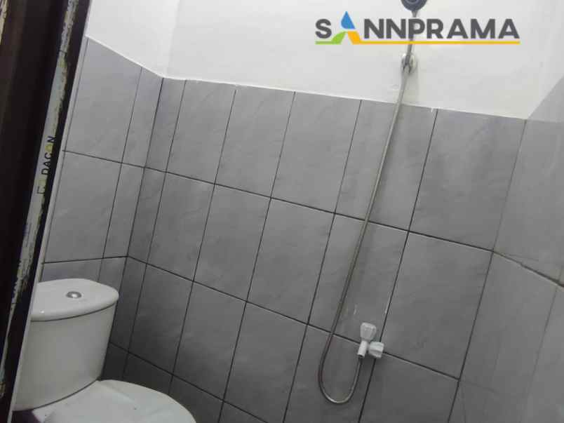 dijual rumah cipayung depok