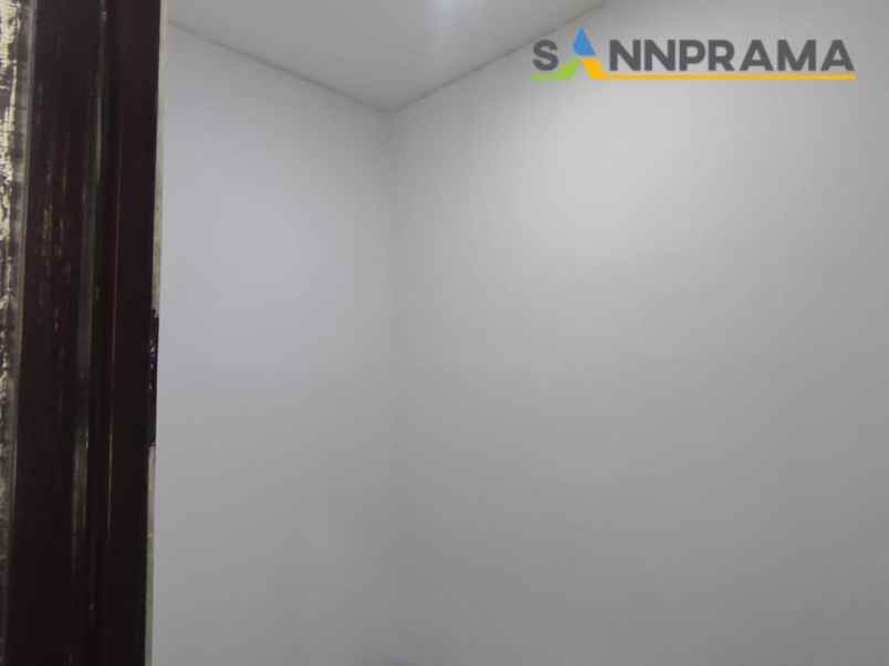 dijual rumah cipayung depok