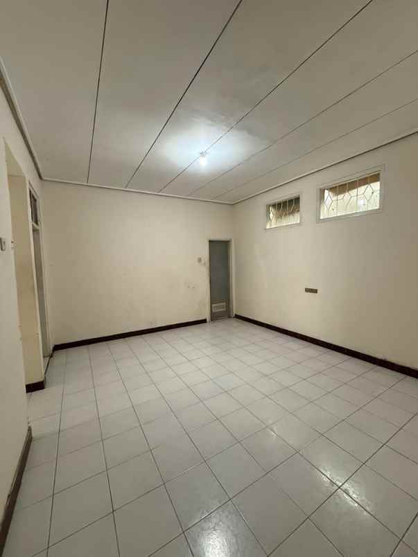 dijual rumah cisaranten kulon