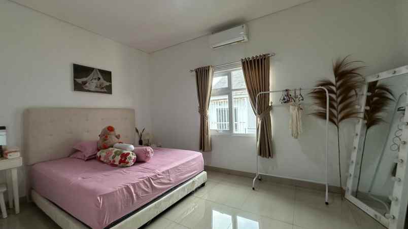 dijual rumah cisaranten kulon
