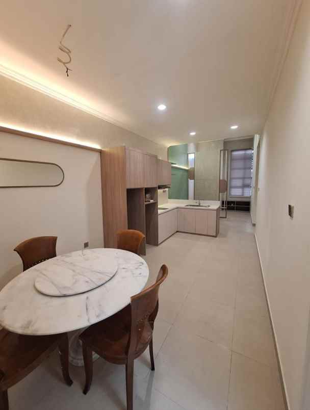 dijual rumah cluster aquatic garden