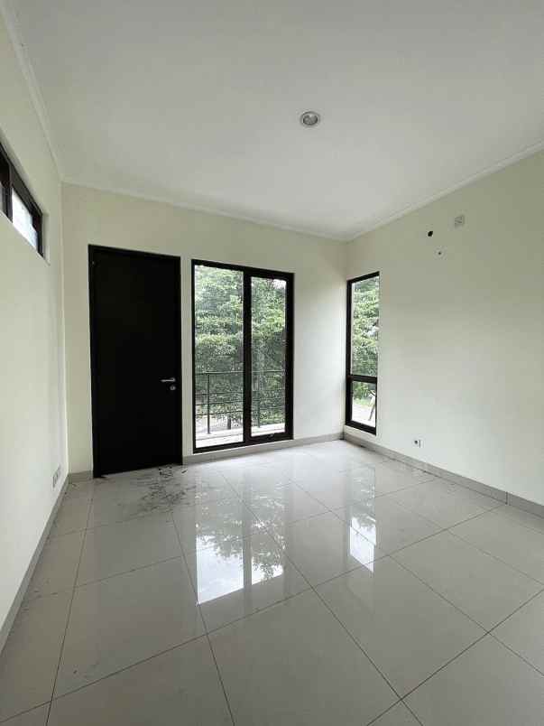 dijual rumah cluster arana alindra kota