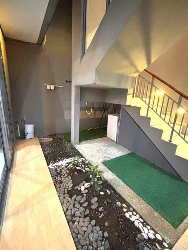 dijual rumah cluster asera nishi