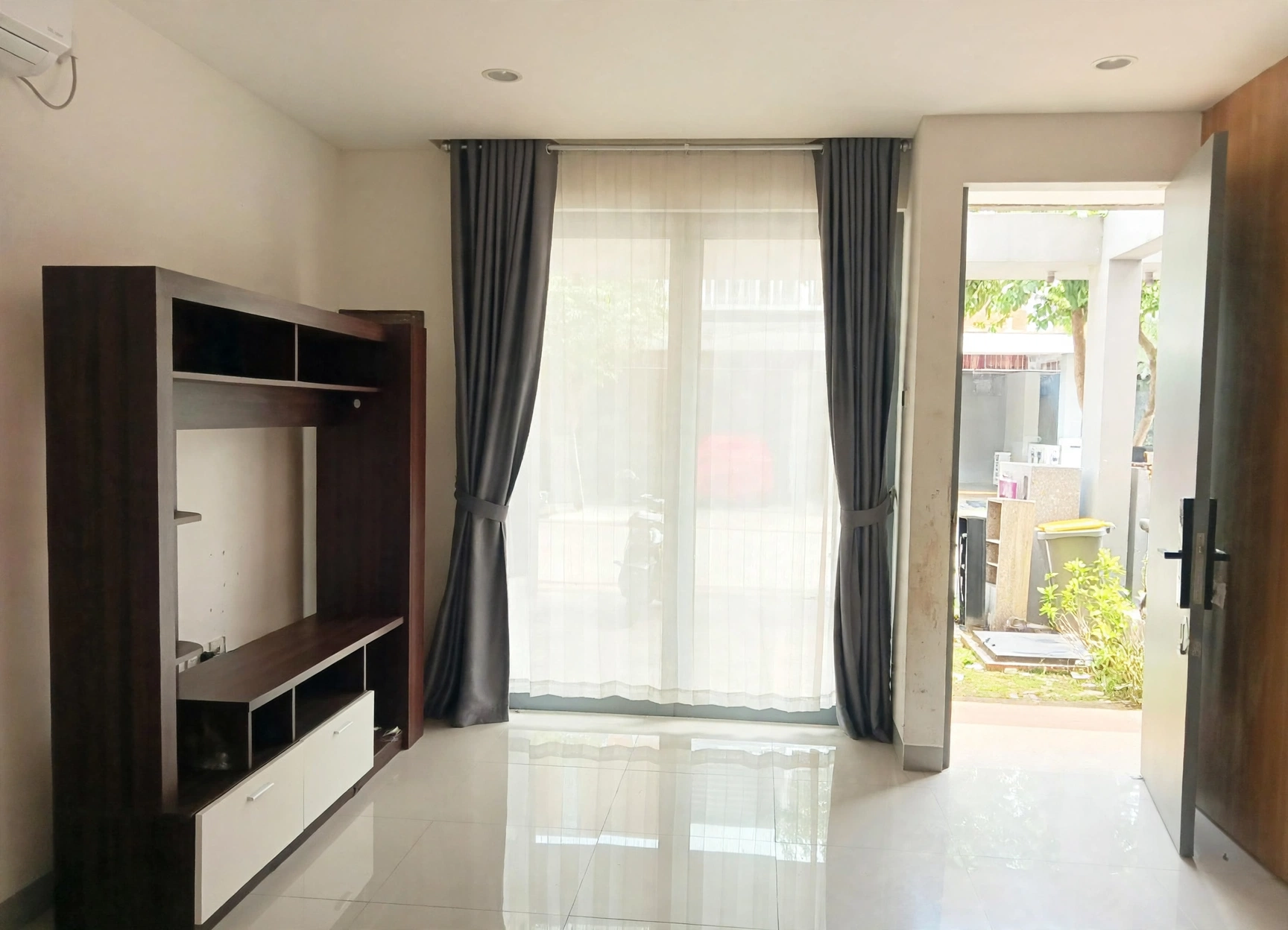 dijual rumah cluster asera nishi