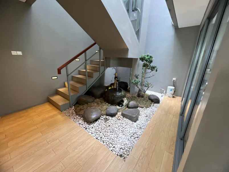 dijual rumah cluster asera nishi hi