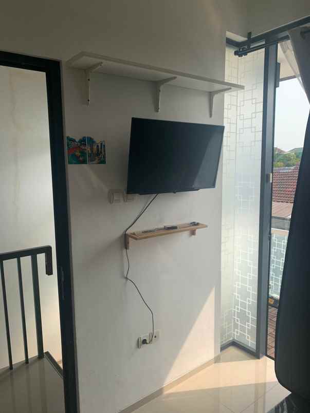 dijual rumah cluster flower garden