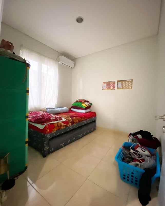 dijual rumah cluster hylands greenwich