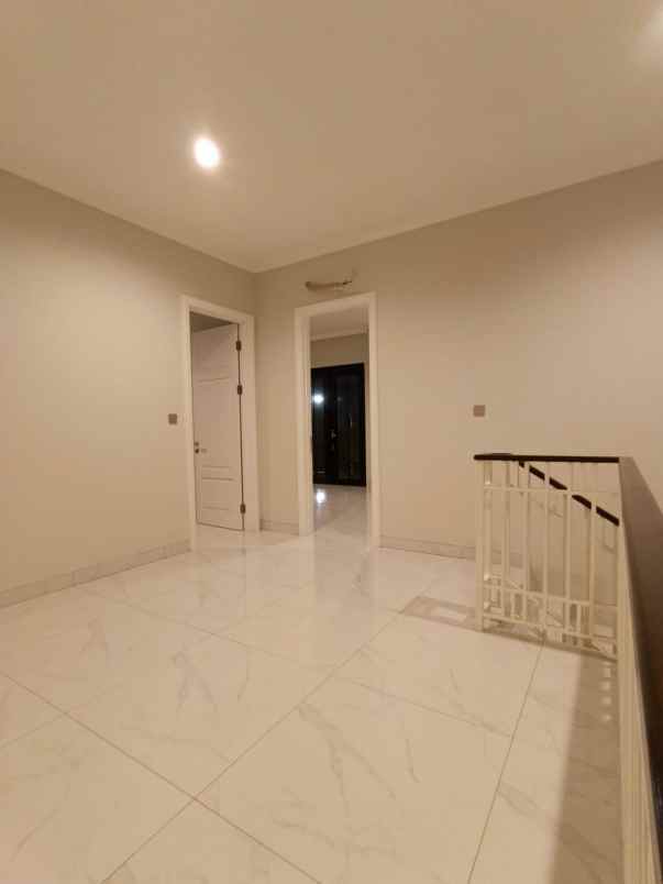 dijual rumah cluster jasmia summarecon