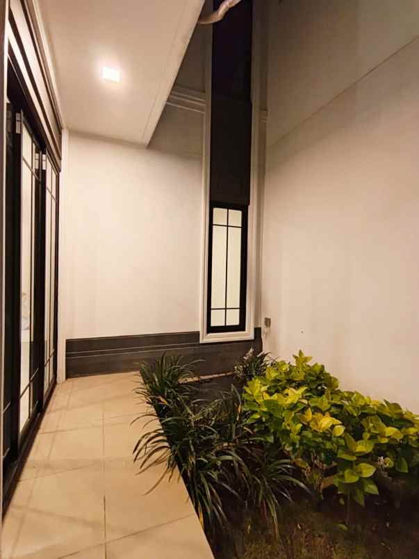 dijual rumah cluster jasmia summarecon