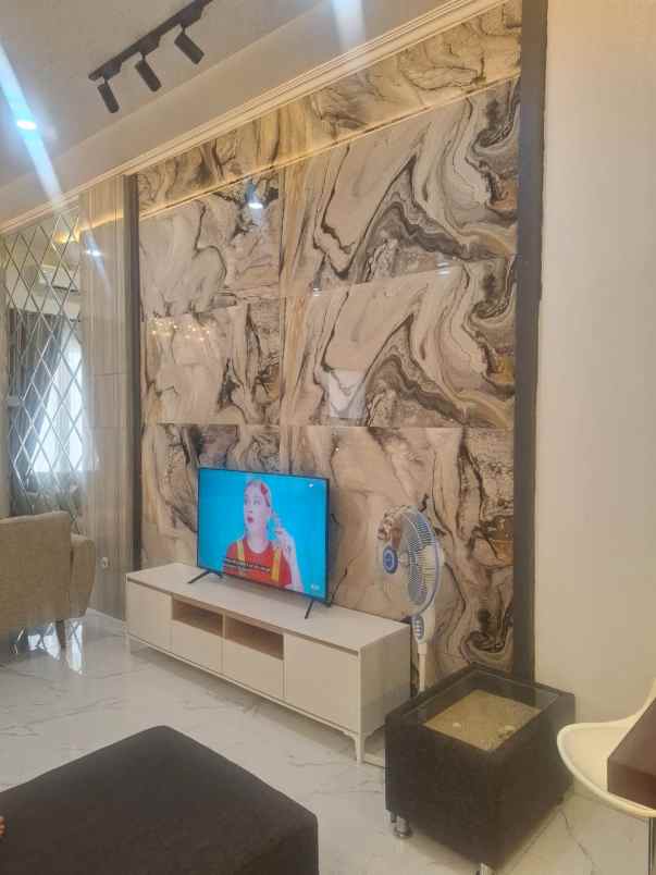 dijual rumah cluster mewah di solobaru