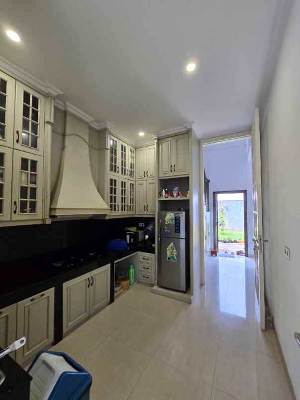 dijual rumah condet jakarta timur