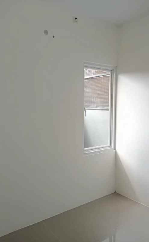 dijual rumah de araz residence tapos depok