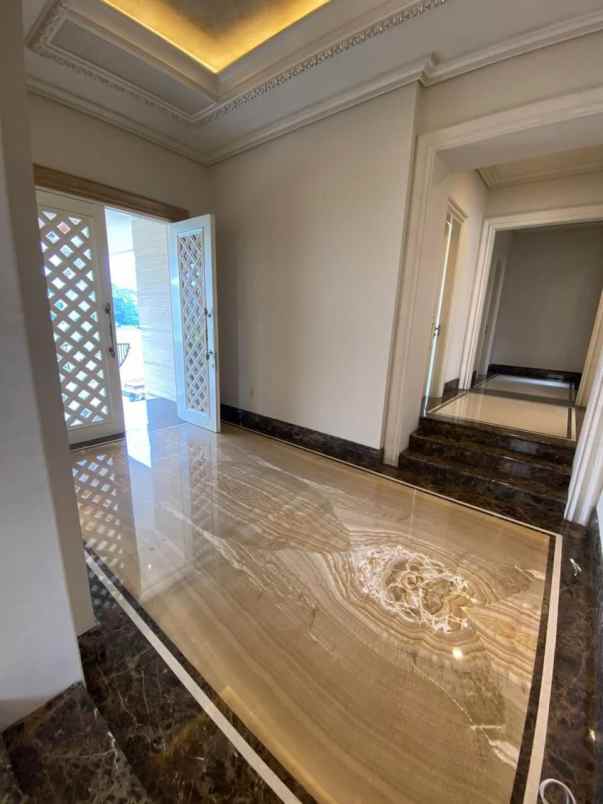 dijual rumah delta golf citraland