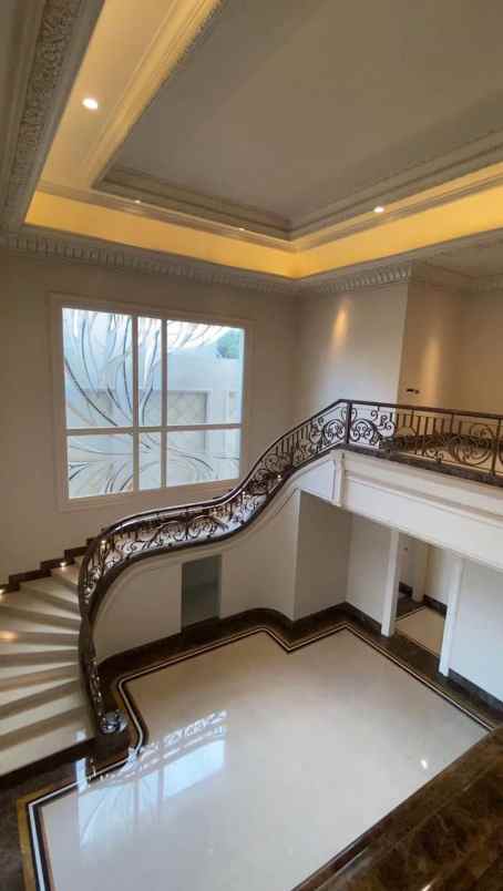 dijual rumah delta golf citraland