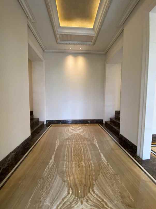 dijual rumah delta golf citraland