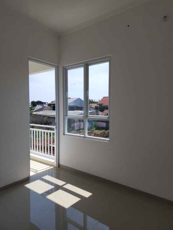 dijual rumah depok 2