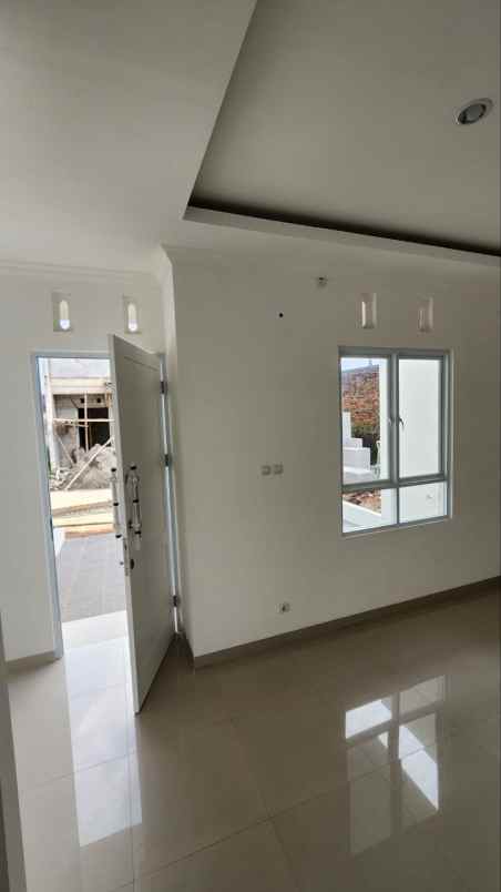 dijual rumah depok dua