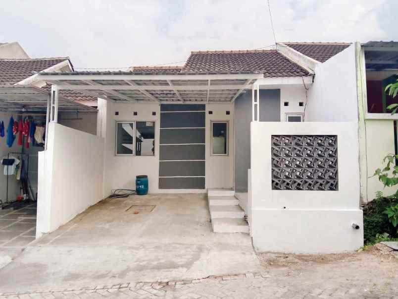 dijual rumah di bukit kencana tembalang semarang