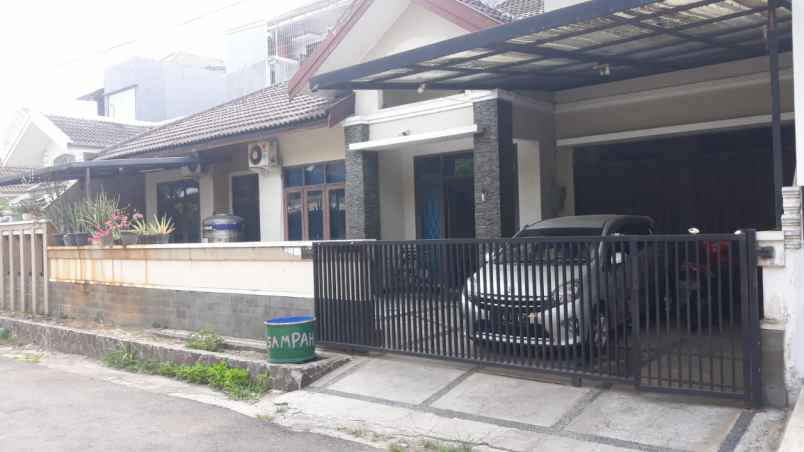 dijual rumah di bukit megah bukit sari semarang