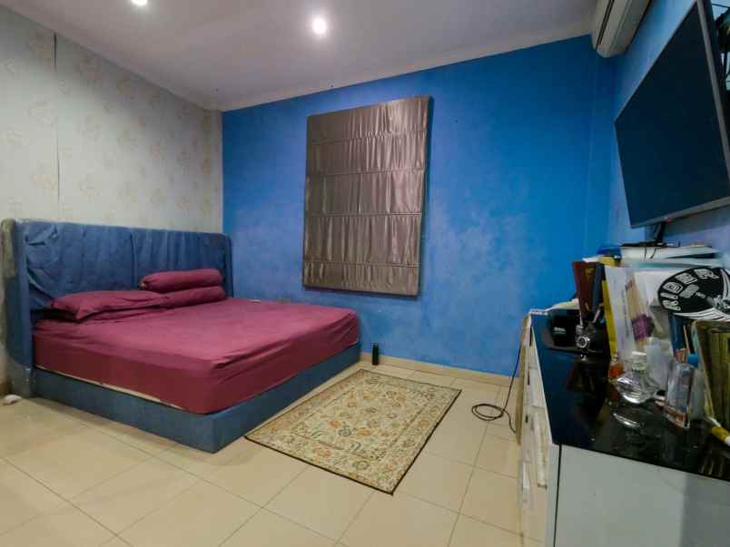 dijual rumah di duta bintaro cluster ubud 2