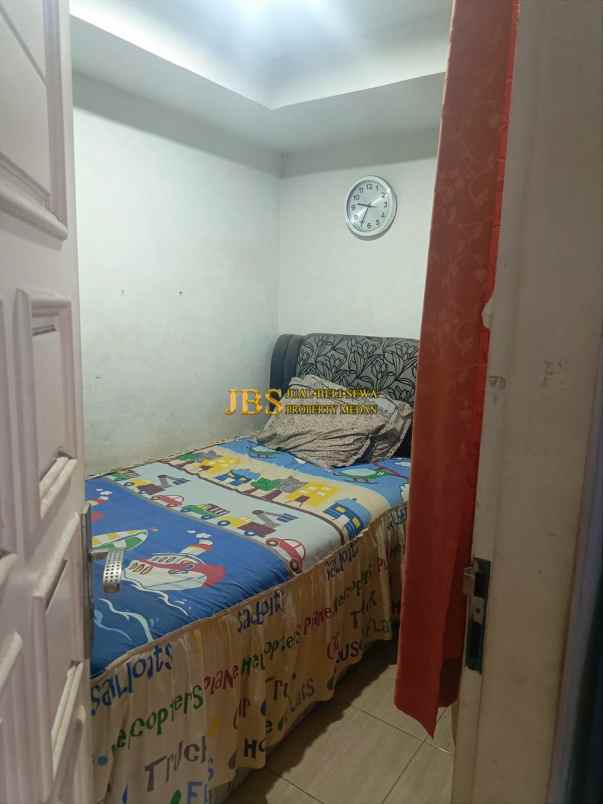 dijual rumah di jalan bunga tanjung xi medan selayang