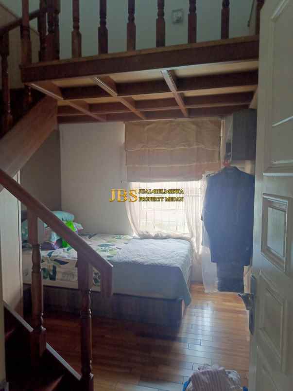 dijual rumah di jalan bunga tanjung xi medan selayang