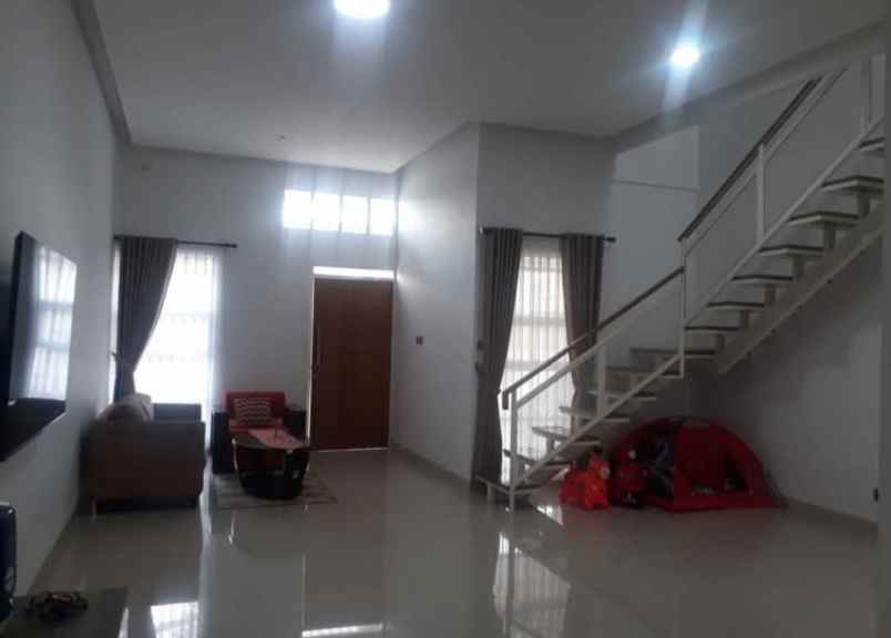 dijual rumah di komplek padasuka park kota bandung