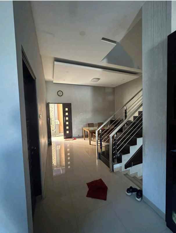 dijual rumah di medoho permai raya semarang