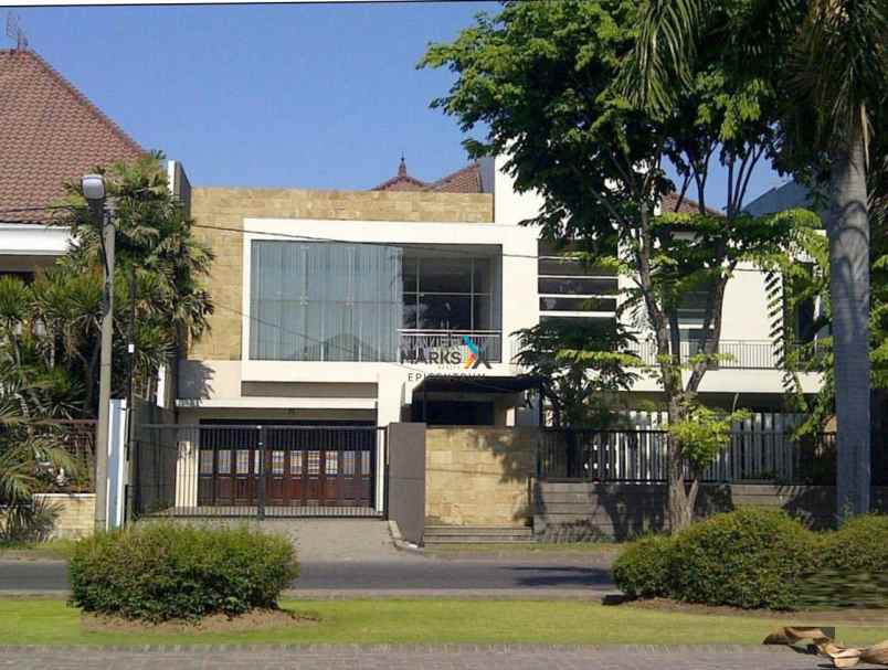 dijual rumah di raya boulevard galaxy bumi permai 1