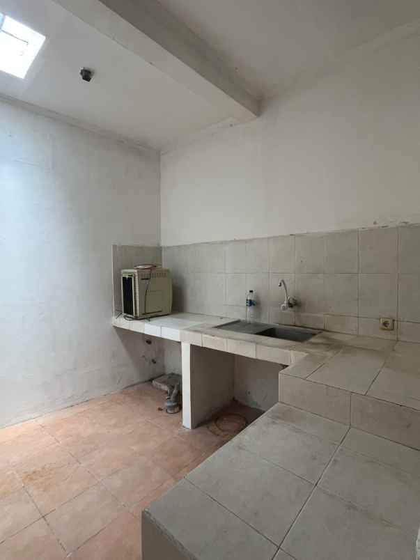 dijual rumah di taman kenari nusantara cibubur