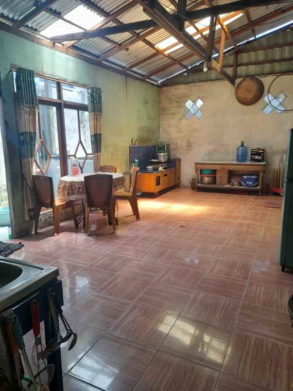 dijual rumah dijual rumah di jl purnama