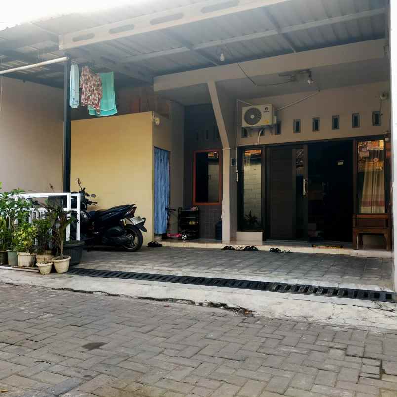 dijual rumah dijual rumah di jl sedayu