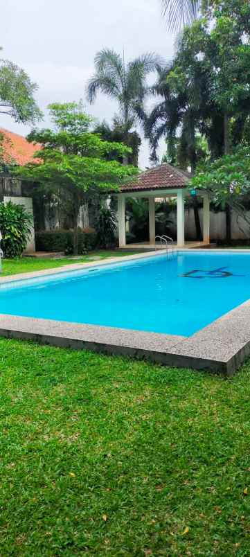 dijual rumah dikemang jakarta selatan