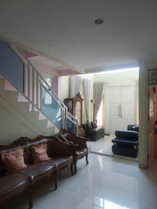 dijual rumah duren tiga jakarta selatan