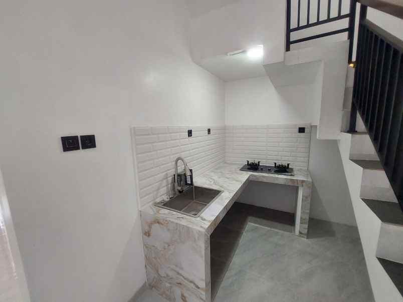 dijual rumah fajar indah baturan