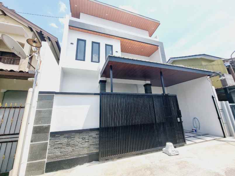 dijual rumah fajar indah baturan