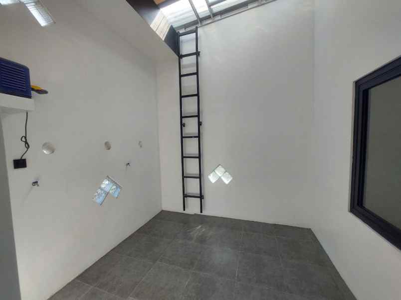 dijual rumah fajar indah baturan